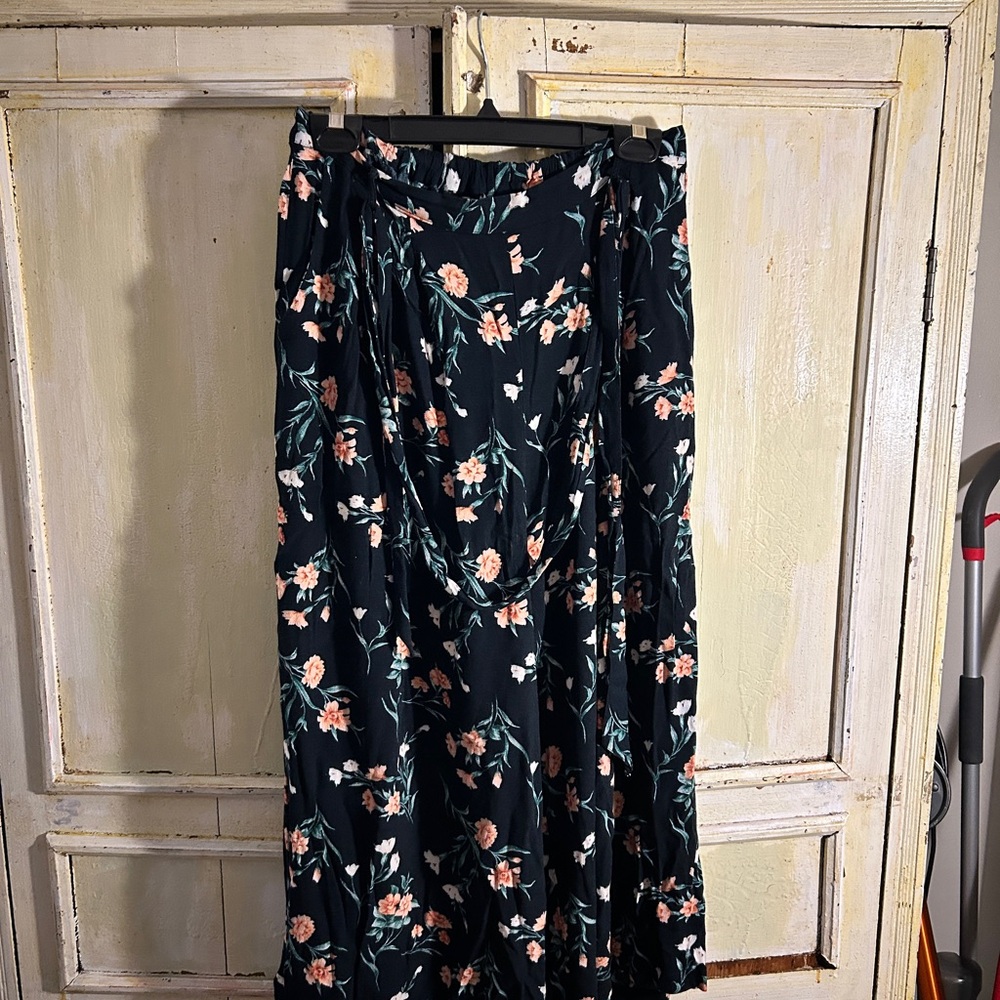 Floral Black Pants